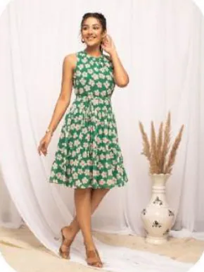 Green Floral Print Sleeveless Georgette Dress